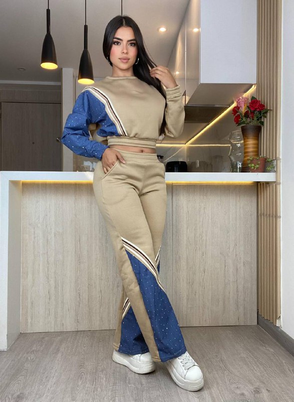 💎 Conjunto Deportivo Mujer “Luz & Estilo” – Brilla con Elegancia y Confort